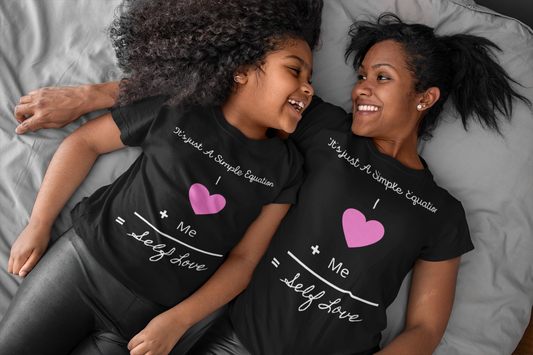 tee-mockup-of-a-mom-and-her-daughter-lying-in-bed-26375 (5).png